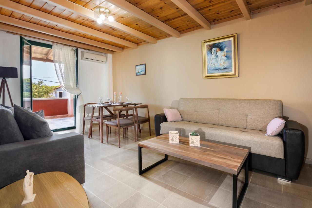 Vasilikos Garden Suites Extérieur photo