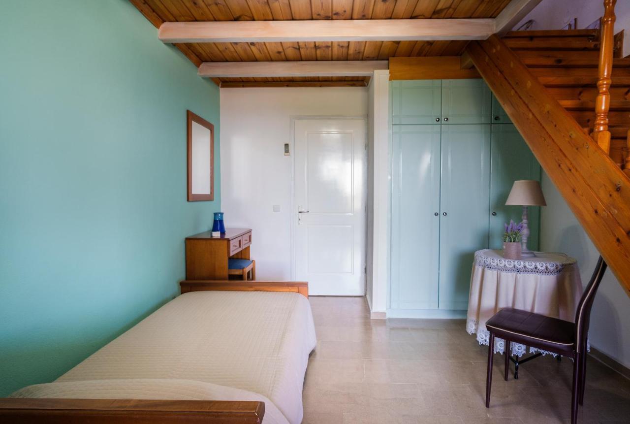 Vasilikos Garden Suites Extérieur photo