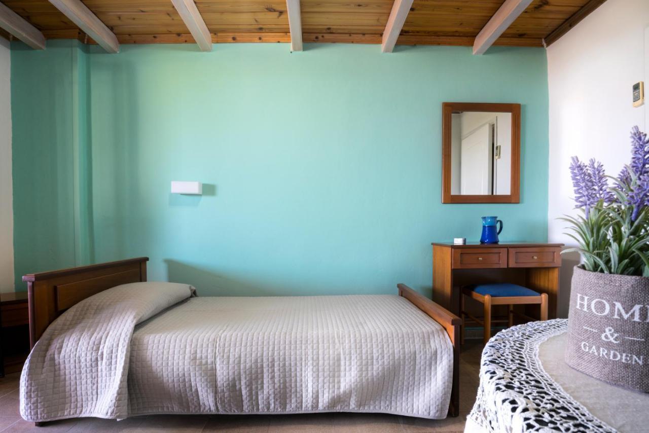 Vasilikos Garden Suites Extérieur photo